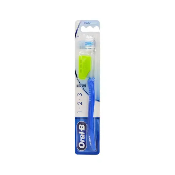 Oral-b 123 Indicator Spazzolino Manuale 35 Medio | Acquista Online su Farmaclick