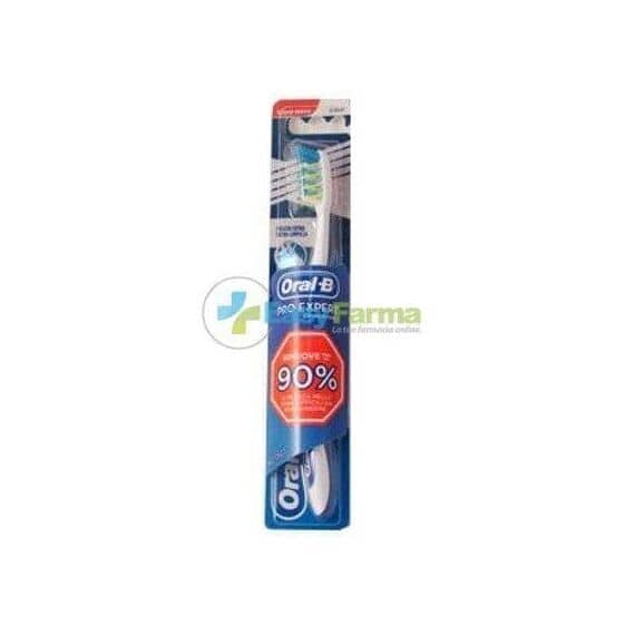 Oral B Proexpert 40 Medio | Acquista Online su Farmaclick