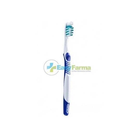 Oral B Spazzolino Advantage Plus Morbido | Acquista Online su Farmaclick